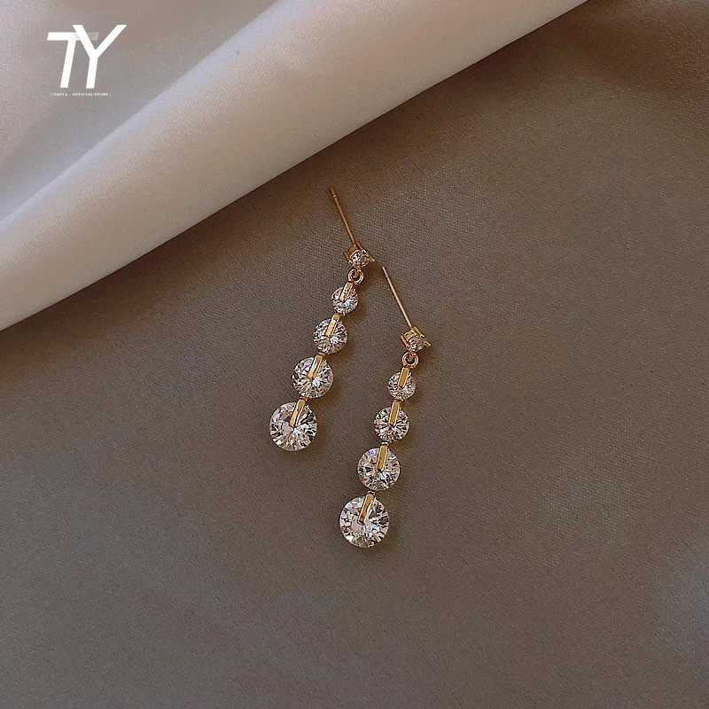 Fashion and high-level crystal Zircon Earrings party focus earrings give gifts to friends everyday wear trendy womens Earrings Y250812