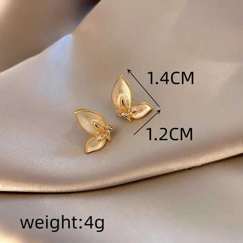 White Color Butterfly Crystal Stud Earring for Women Korean Design Temperament Sweet Jewelry Christmas Girlfriend Gift Y250812