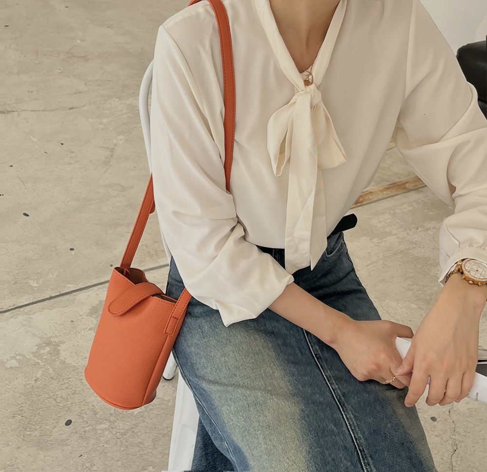 Versatile Leather Crossbody Mini Soft Bucket 2025 Niche Bamine Cute Phone Bag ddmymarket