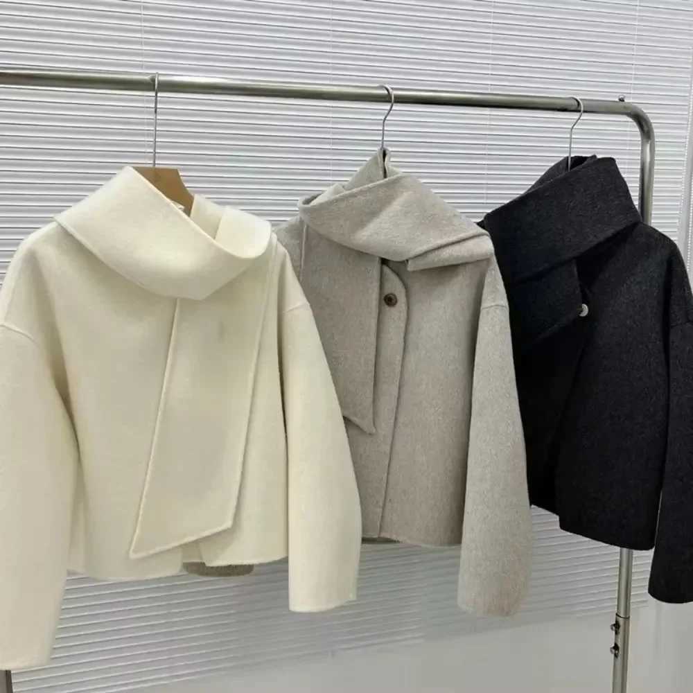 Elegant Woolen Wool Blend Coat Single Button Cashmere Lady Short Scarf Collar Woolen Jacket Women Autumn Winter Wool Coat Female Z250813