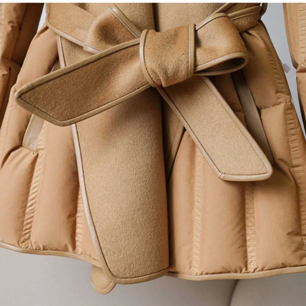 Lady Wool Cashmere Outerwear Lady Puffer Jacket With Belt European Fashion Warm Down Jackets Women 2024 Winter Duck Down Coats Z250813