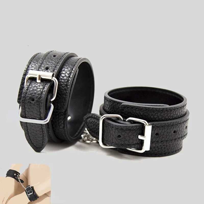 Adjustable Restraints PU Leather Handcuffs Wrist Ankle Cuffs Bondage Slave Neck Collar Hanging Buckle Link BDSM Sex Toys Couples XJ250813