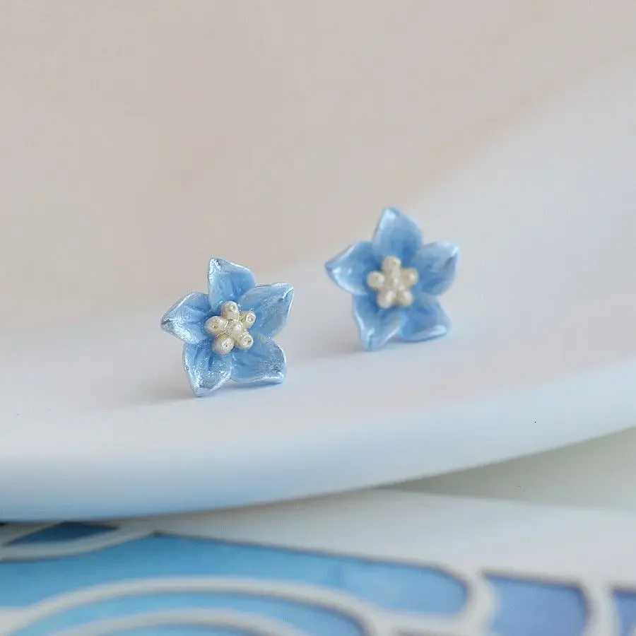Resin Blue Camellia Stud Earring for Women New Trend Sweet Jewelry Accessory Wedding Christmas Gift Y250812