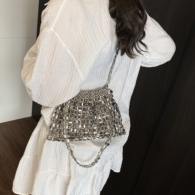 Women's Bucket Bag 2025 New Designer Commuter Women's Shoulder Crossbody Bag