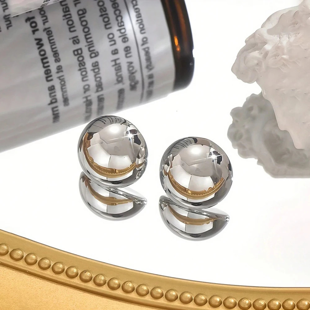 DGIDDK Stainless Steel Round Geometric Glossy Stud Earrings 18K Gold Plated Simple Earrings For Women Jewelry Everyday Matching 250812