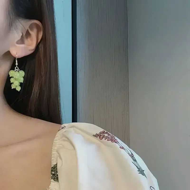 Fashion Grape Earrings For Women Simple Cute Fruit Drop Dangle Hook Earring Party Trendy Jewelry Accessories Gift Y250812