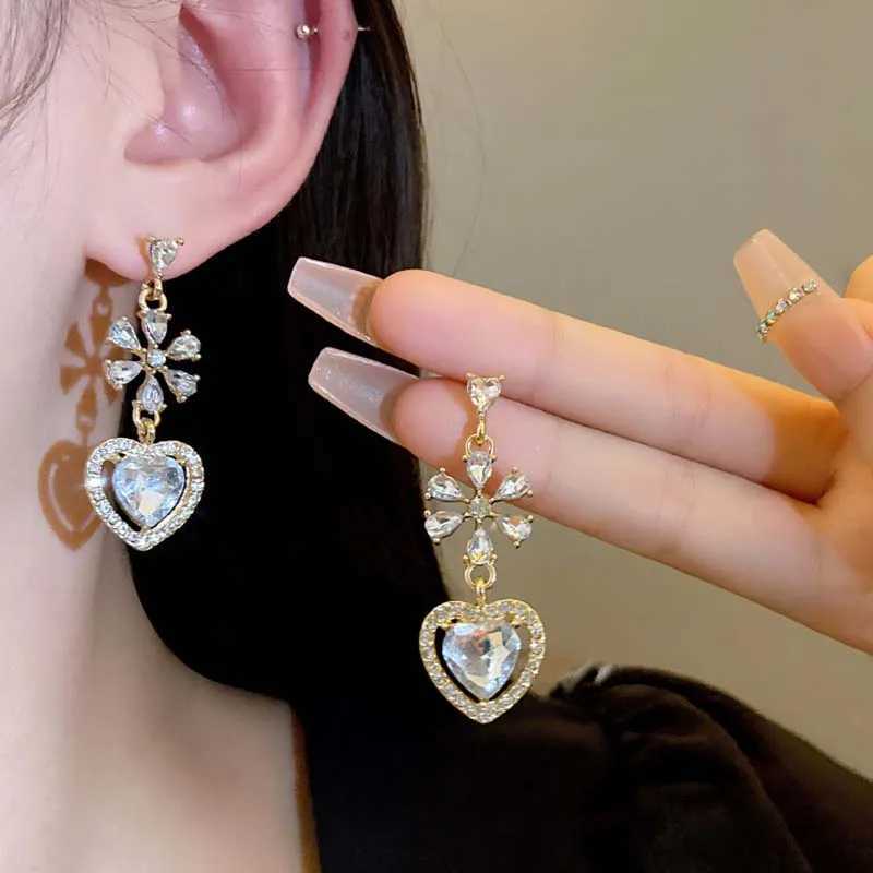 Sweet Heart Zircon Dangle Earrings for Women Elegant Romantic Bowknot Crystal Ear AccESSories Exquisite Fine Jewelry Gifts Y250812