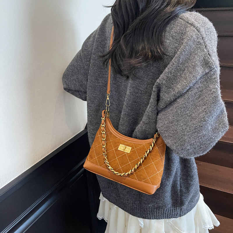Free Shipping New Women's Designer Handbag Large Capacity 2025 Quilted Chain Bag Fashion Single Shoulder Slant Small Square Bag Outdoor Vacation 