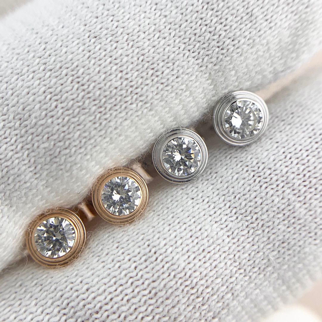 One Diamond Pendant… - image