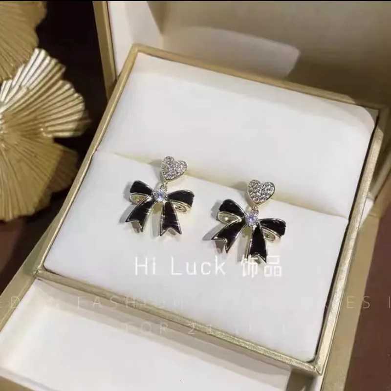 Simple Black Bow Earrings for Women Fashionable Personalized Beautiful Daily AccESSories Party Jewelry Premium Gifts Y250812