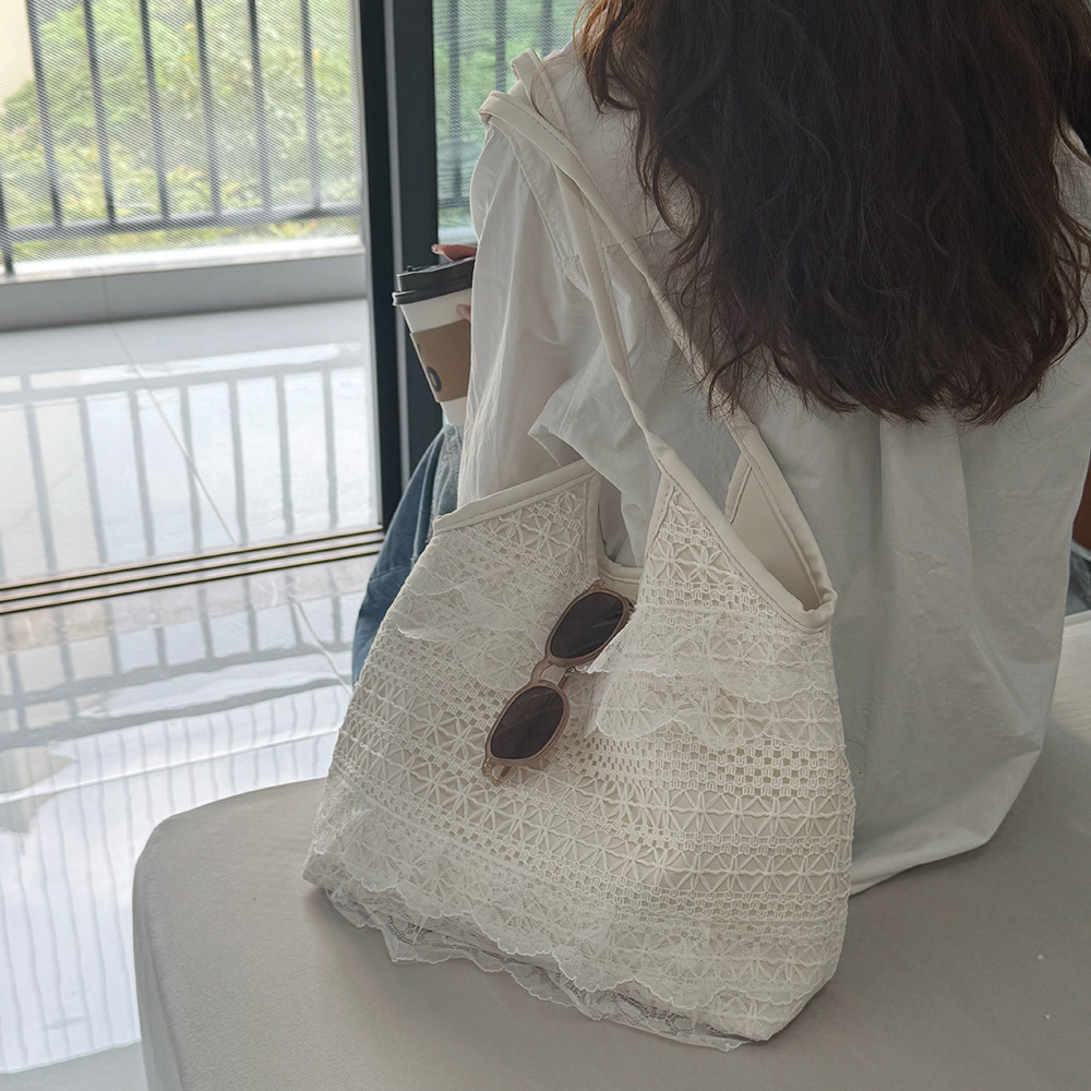 2025 Summer New Casual Vacation Lace Mesh Tote Fairy Temperament Single Shoulder Large Capacity Commuter Women's Bag ddmymarket