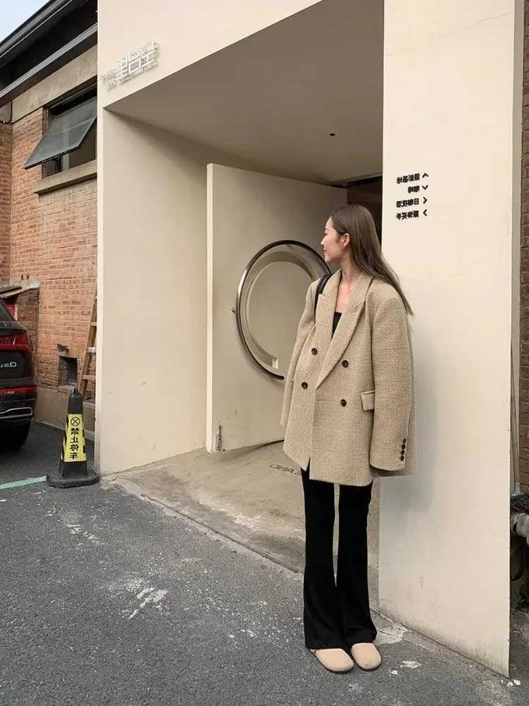 UNXX Small Fragrant Style Coarse Woolen Suit Jacket Retro Casual Solid Color Loose Double Breasted Woolen Blazer Coat Womens Z250813