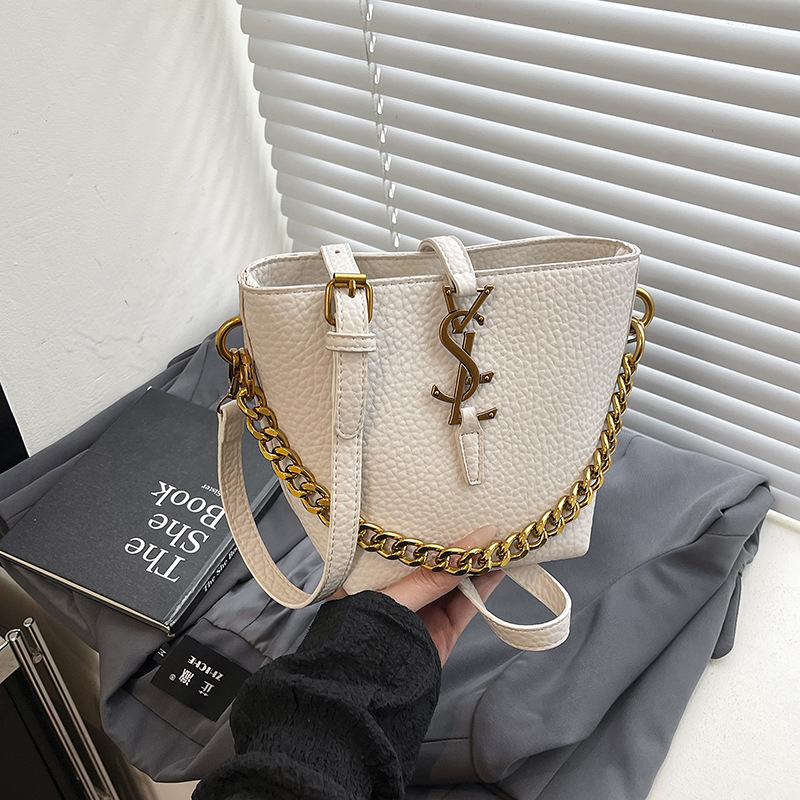 Designer bag free shipping hot Light luxury outdoor bucket bag simple and versatile vintage tote handbag