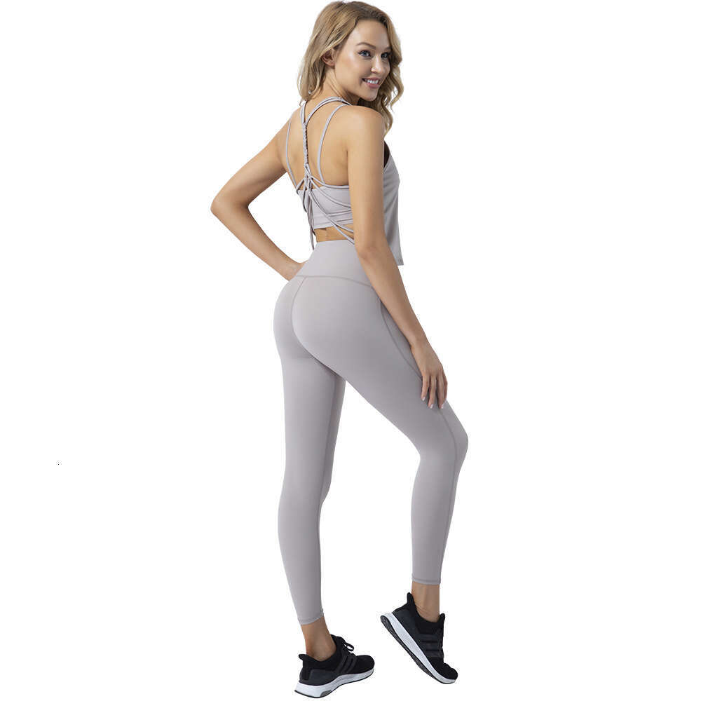 Women's Sleeveless Quick - Dry Polyester Yoga Three - Piece Set