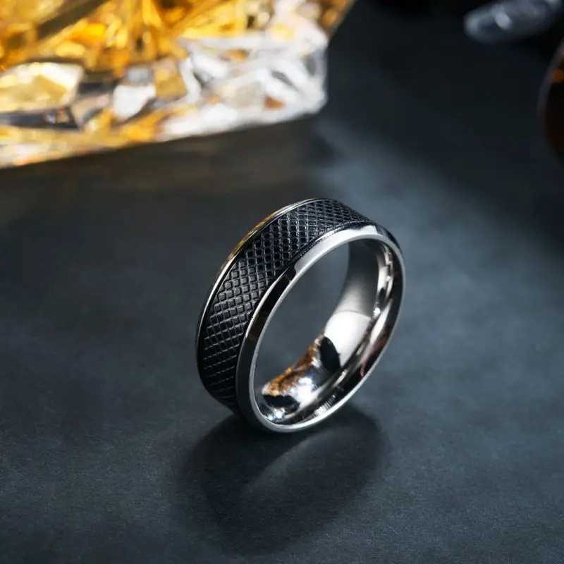 High Quality Stainless Steel Men Rings Western Titanium Steel Black White Ring For Fashion Jewelry W250812