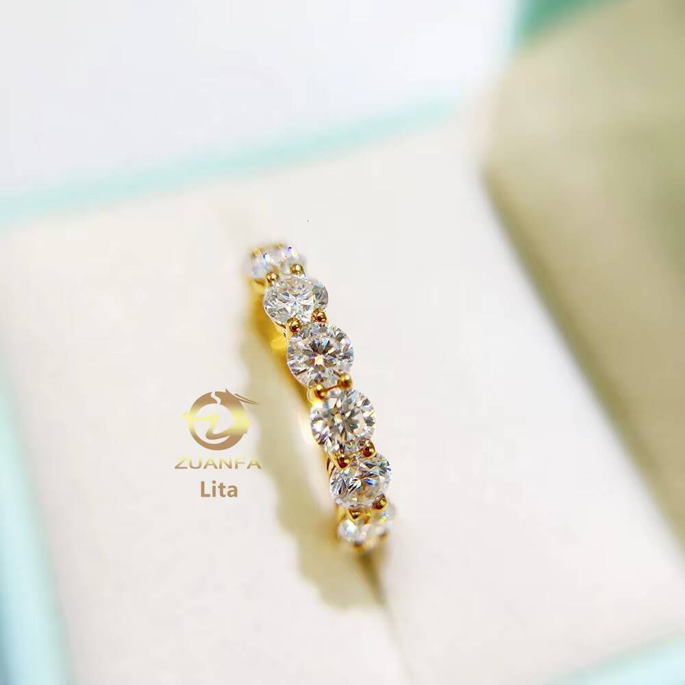 Fashion Basket Set D/VVS Round 4.0mm Semi-Eternal Silicon Stone Ring with 18k Gold Ring
