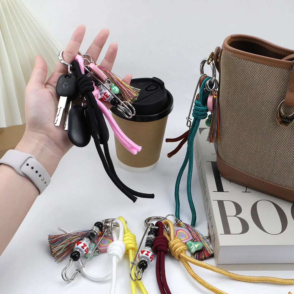 Woven Rope Keychain Bag Decoration Hanging Keychain Korean Style Acrylic Bead Heart Tassel Phone Case Bag Charms Y2k 250811