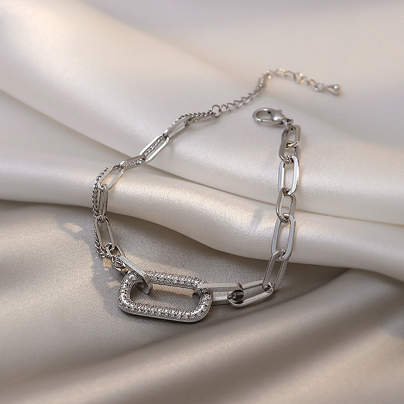 Light Zircon Geometric Square Chain French Exquisite Temperament Bracelet High-end Niche Versatile Women's Jewelry