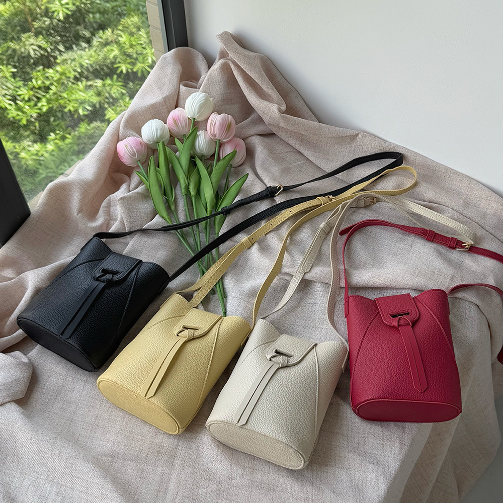 2025 New Vertical Phone Stylish Small Crossbody Cute Compact Lightweight Mini Bucket Bag ddmymarket