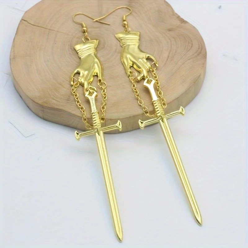Gothic Punk Earrings for Women Swords Hand Earrings Statement Gothic Medieval Witch Mysterious Female Gift Halloween Jewelry 250812