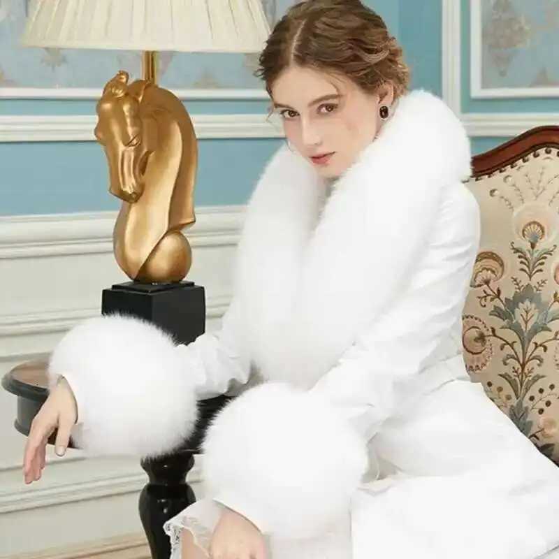 Winter Real Fur Collar Women Fashion Neck Warm Scarves Coat Decorate Scarf Cuff Set Fluffy Large Shawl Accessories Z250813