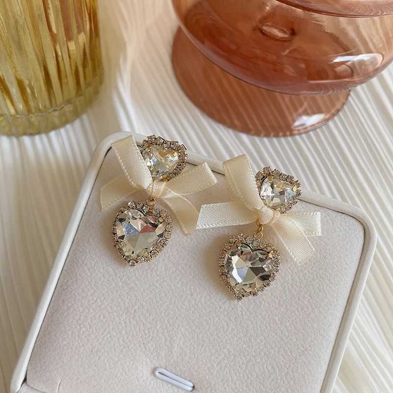 Sweet Heart Zircon Dangle Earrings for Women Elegant Romantic Bowknot Crystal Ear AccESSories Exquisite Fine Jewelry Gifts Y250812