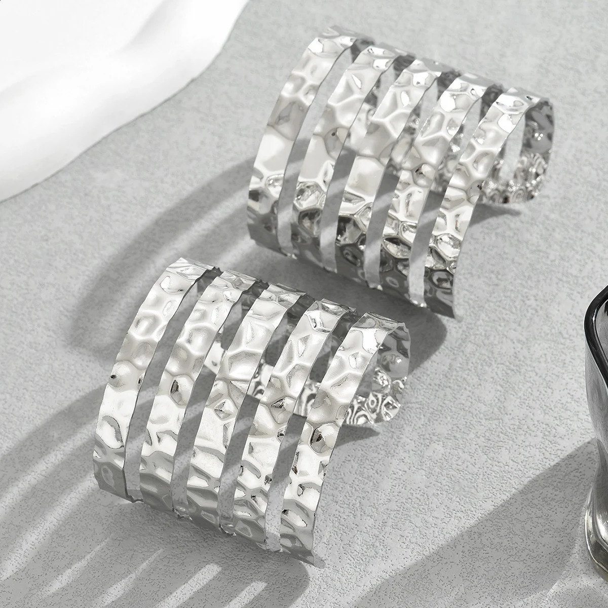 Obega 2 PCS Multilayer Wide Face Metal Cuff Bracelet For Women Punk Gold Silver Color Bracelet Exaggerated Party Jewelry 250812