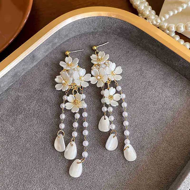 Romantic French Tassel Earrings for Women Flower Drop Earring Commute Charms Jewelry Bridal Wedding Delicate Gift Y250812