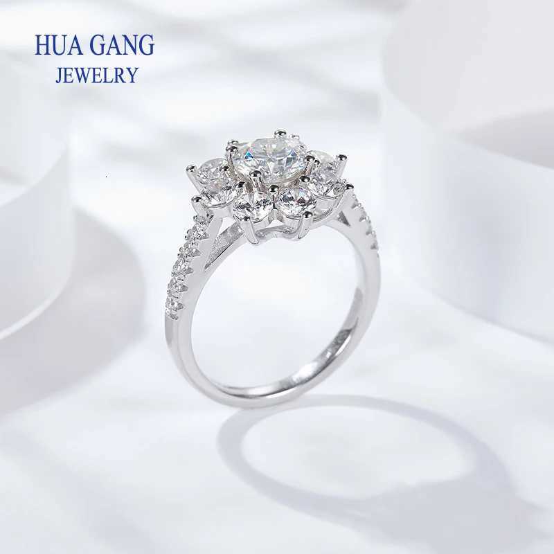 Sunflowers Women Rings with Brilliant 0.5ct 1ct Moissanite Luxury Engagement Rings Fashion Wedding Party Jewelry Drop Shipping W250812