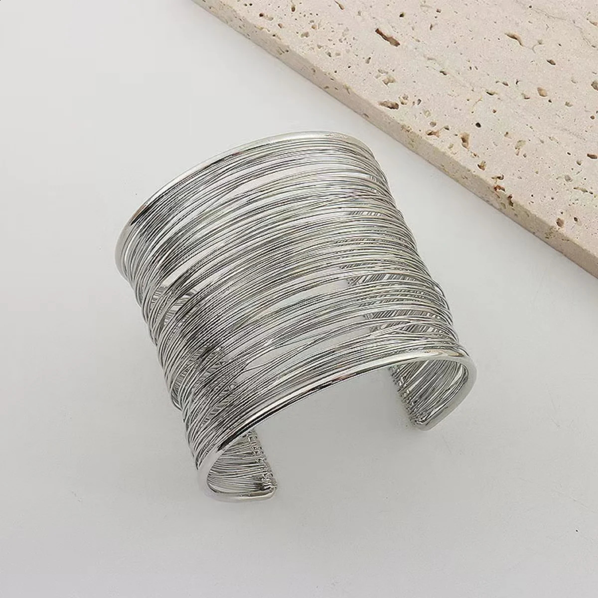 Creative Gold Color Metal Wire Bracelet for Women Men Open Mouthed Intersecting Intertwined Bangle Fashion Jewelry Gifts 250812