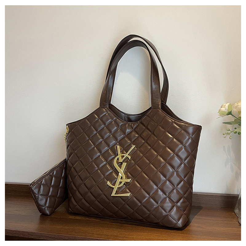 Designer bag free shipping hot Light luxury outdoor casual tote bag simple and versatile vintage high-capacity handbag