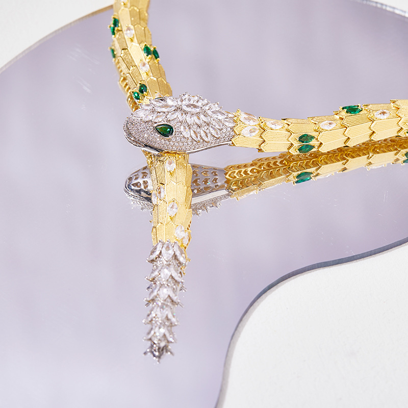 designer jewelry High-End Luxury Large Princess Snake Necklace Gold-Plated Exaggerated Snake-Shaped Texture Women Snake-Shaped Collarbone Chain