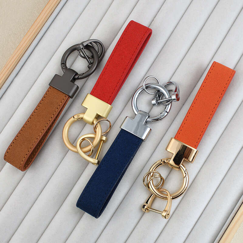 High-end Suede T-shaped Car Keychain Leather Couple Bag Pendant Engraving Anti-lost License Plate Key Ring