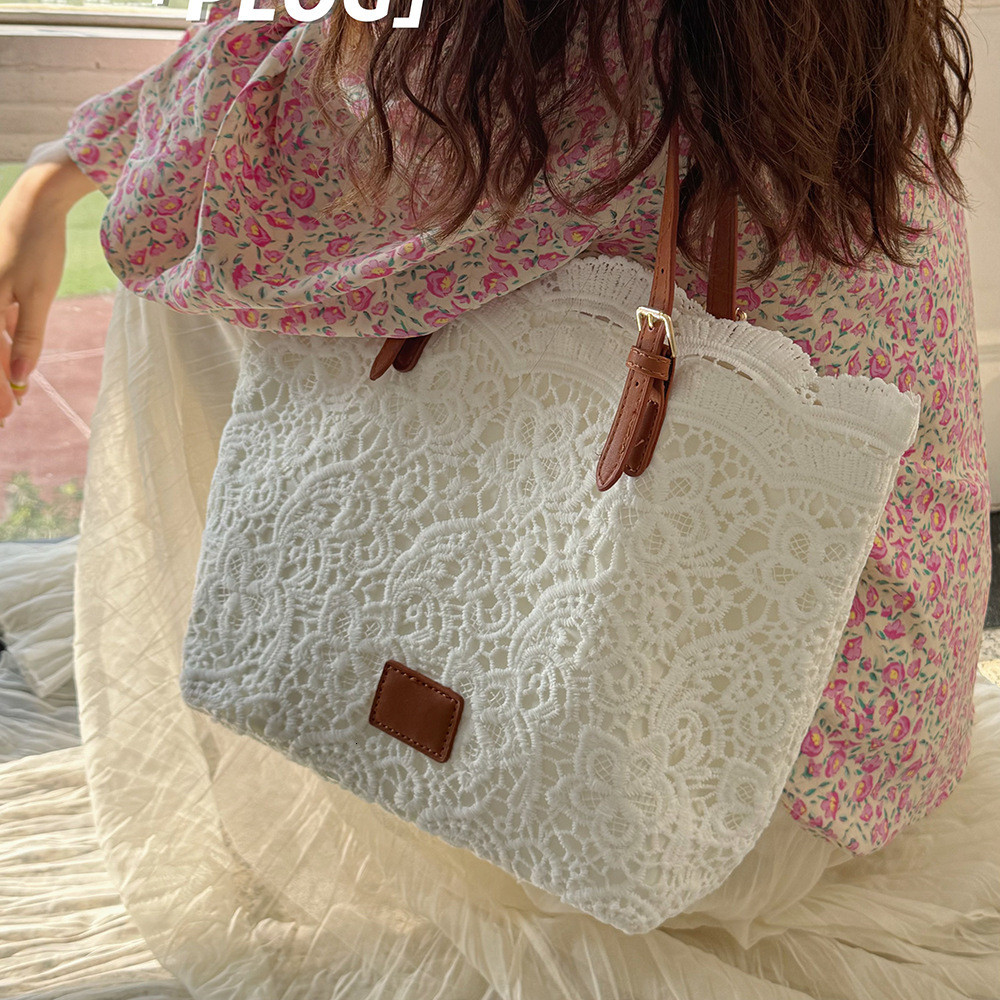 Lace Fairy Tote 2025 Large Capacity French Style Handbag Shoulder Travel Vacation Photo Beautiful Bag ddmymarket