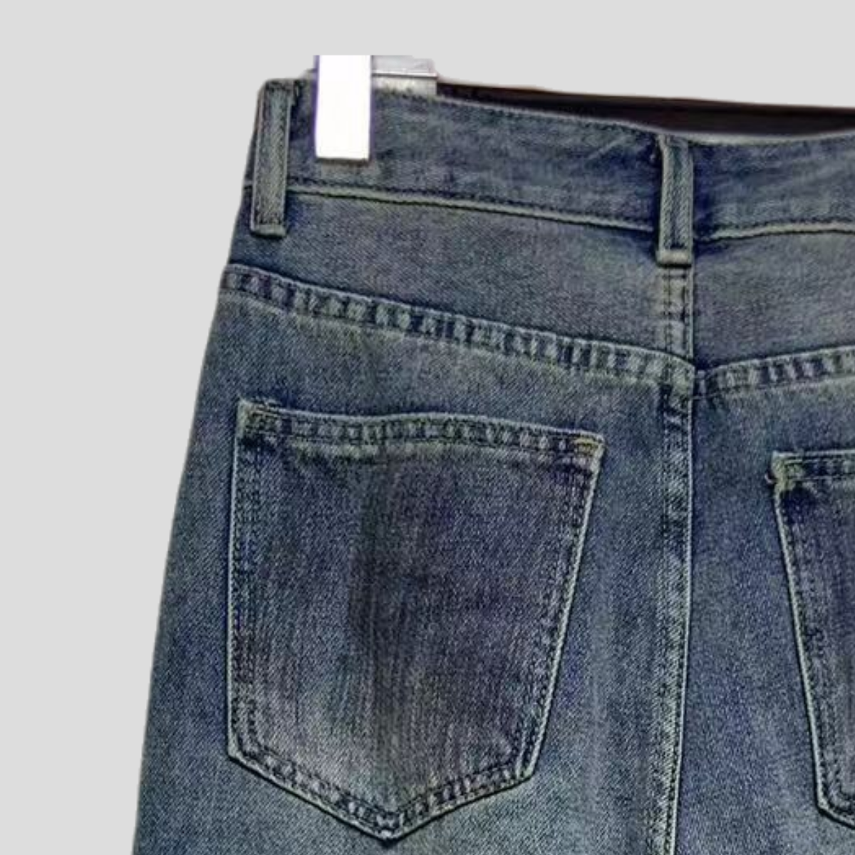 The collision of trends and laziness: retro distressed ripped wide-leg jeans 24-0816