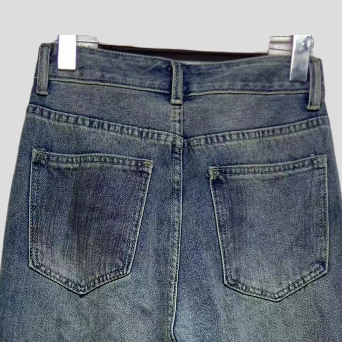 The collision of trends and laziness: retro distressed ripped wide-leg jeans 24-0816