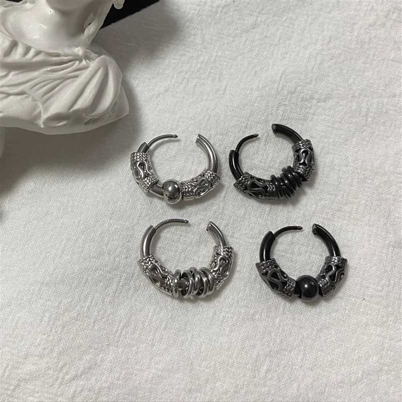 Classic Men Stainless Steel Hoop Earrings for Women Hip Hop Earring for Men Boy Earrings Punk Gothic Ear Stud Jewelry Party Gift Y250812