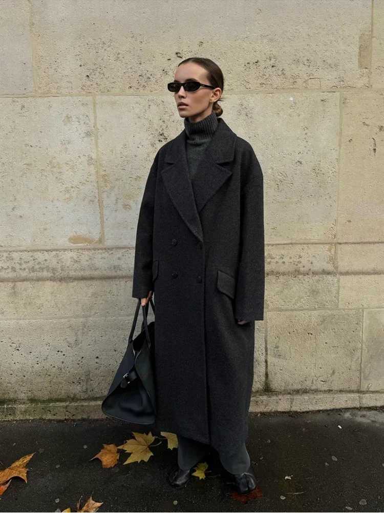 Women Winter Warm Long Outerwear Chic Elegant Women Solid Gray Long Sleeve Pockets Double Breasted Faux Woolen Coat 2025 Z250813