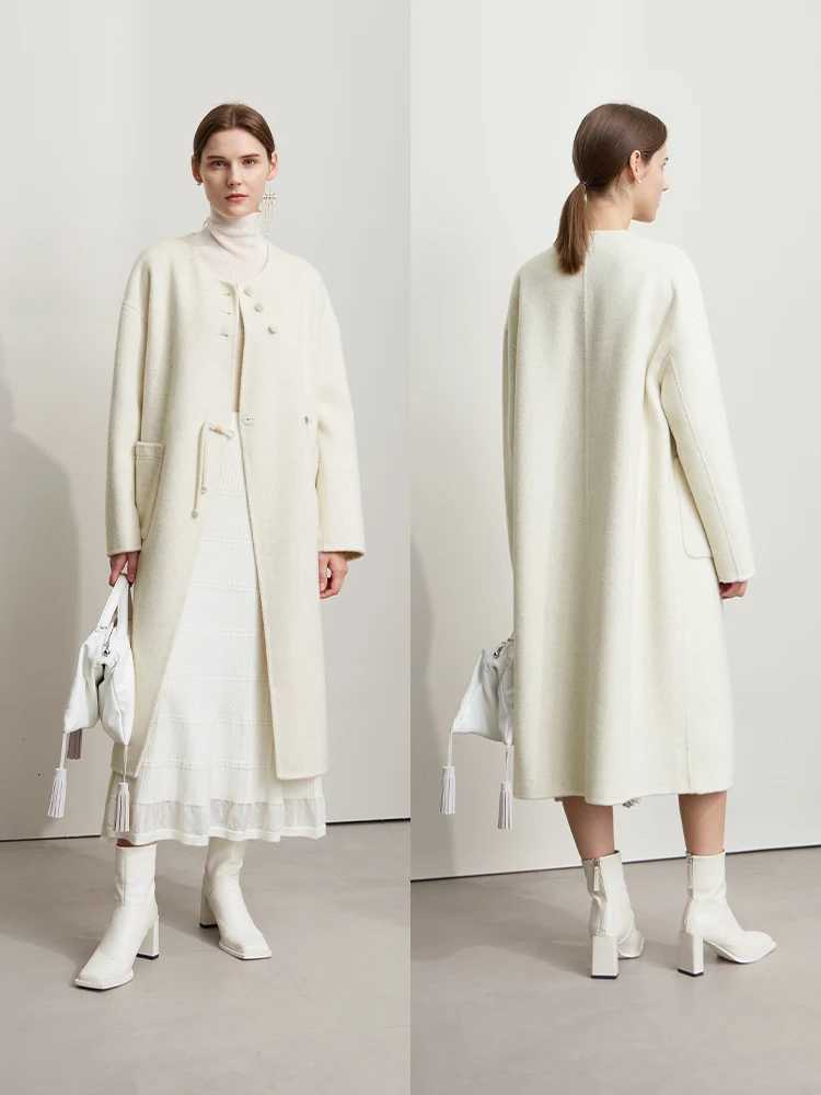 AMII Minimalist Neo-Chinese Woolen Camel Wool Double-Sided Coat for Women 2024 Winter Round Neck Female Loose Outerwear 12444124 Z250813