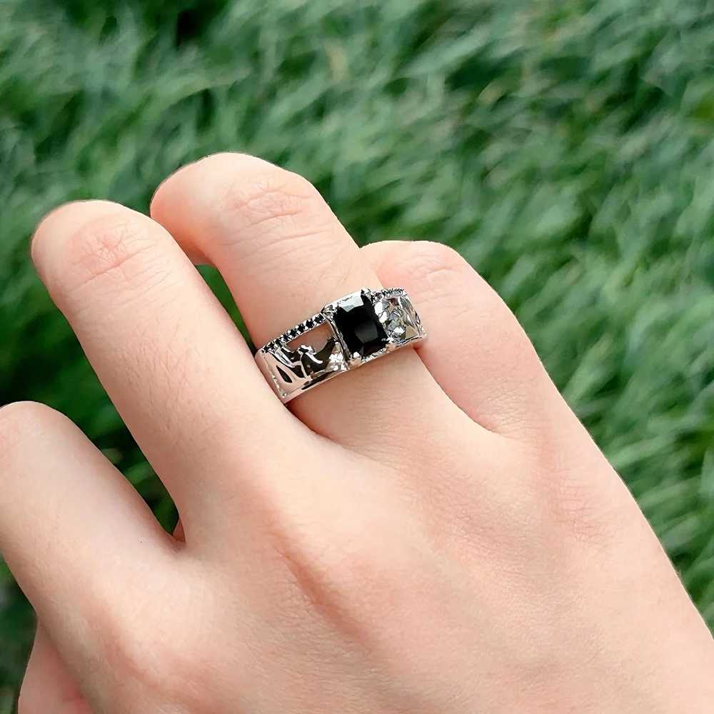 Game Love and Deep Space Sylus Rings Cosplay Black Gemstone Couple Ring Alloy Adjustable Jewelry Accessories Christmas Gift W250812