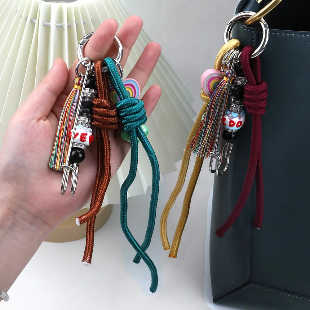 Woven Rope Keychain Bag Decoration Hanging Keychain Korean Style Acrylic Bead Heart Tassel Phone Case Bag Charms Y2k 250811