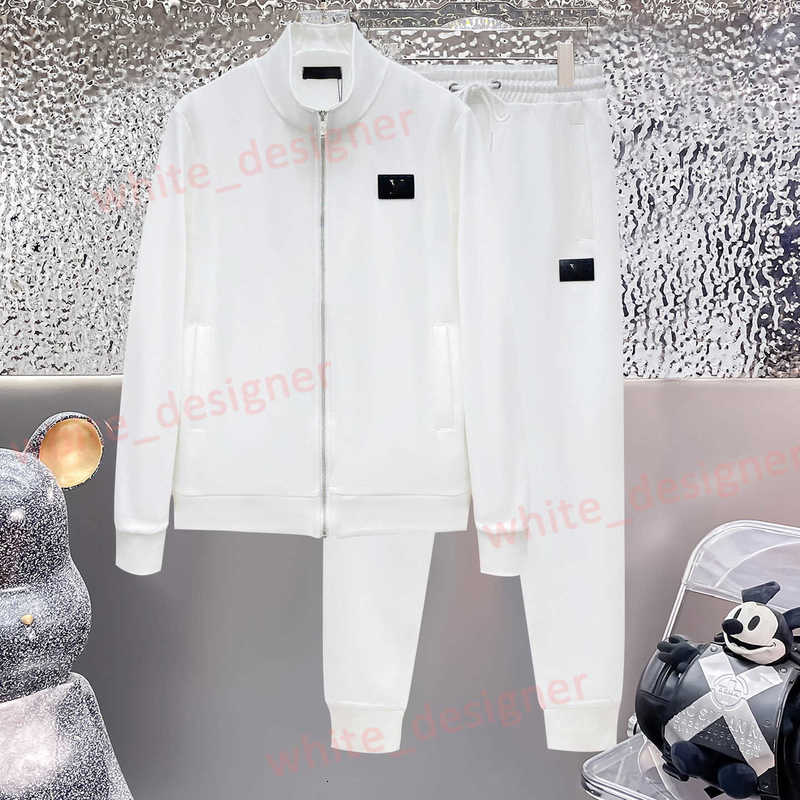 Mens Designer Tracksuits Jackets Pants Suit Men Sportswear For Man Two Piece Set Cardigan and pants Sets Casual Sports Pants Jogger Clothing Sizes M to 3XL