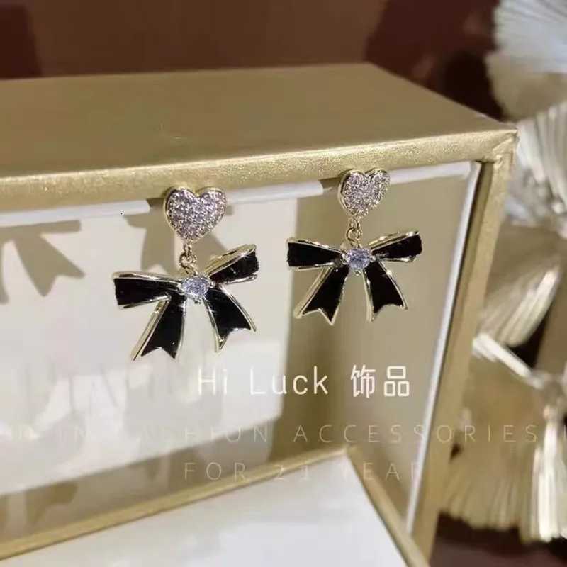 Simple Black Bow Earrings for Women Fashionable Personalized Beautiful Daily AccESSories Party Jewelry Premium Gifts Y250812