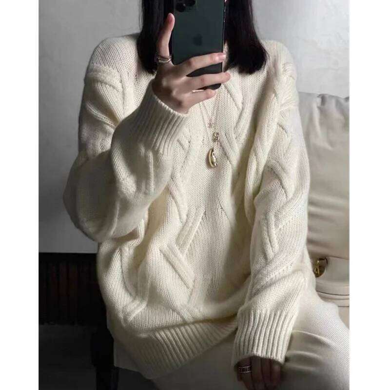 Foreign Style Round Neck Twist Flower Thick Loose Cashmere Women Lazy Knit Wool Base Sweater For Autumn And Winter 250813