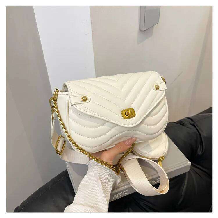 Hot Selling New Soft Leather Shoulder Bag Niche Design Crossbody Purse For Women Hand Carry Versatile Designer Bags