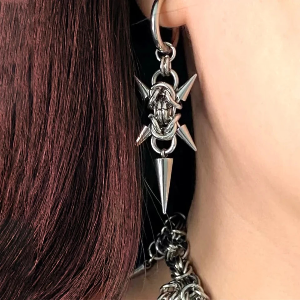 Gothic Stainless Steel Hoops Spike Piercing Long Dangle Earrings Handmade Punk y2k Chainmail Rivet Drop Earrings Rock Jewelry 250812