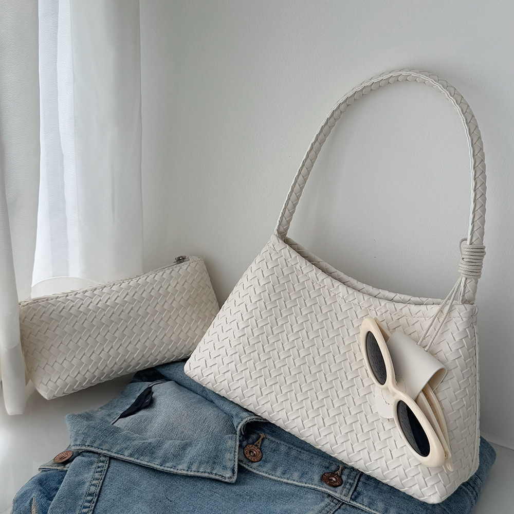 French Niche Woven Pattern Underarm for Women 2025 Elegant Versatile Commuter Glasses Clip Single Shoulder Handbag Mother-Daughter Bag ddmymarket