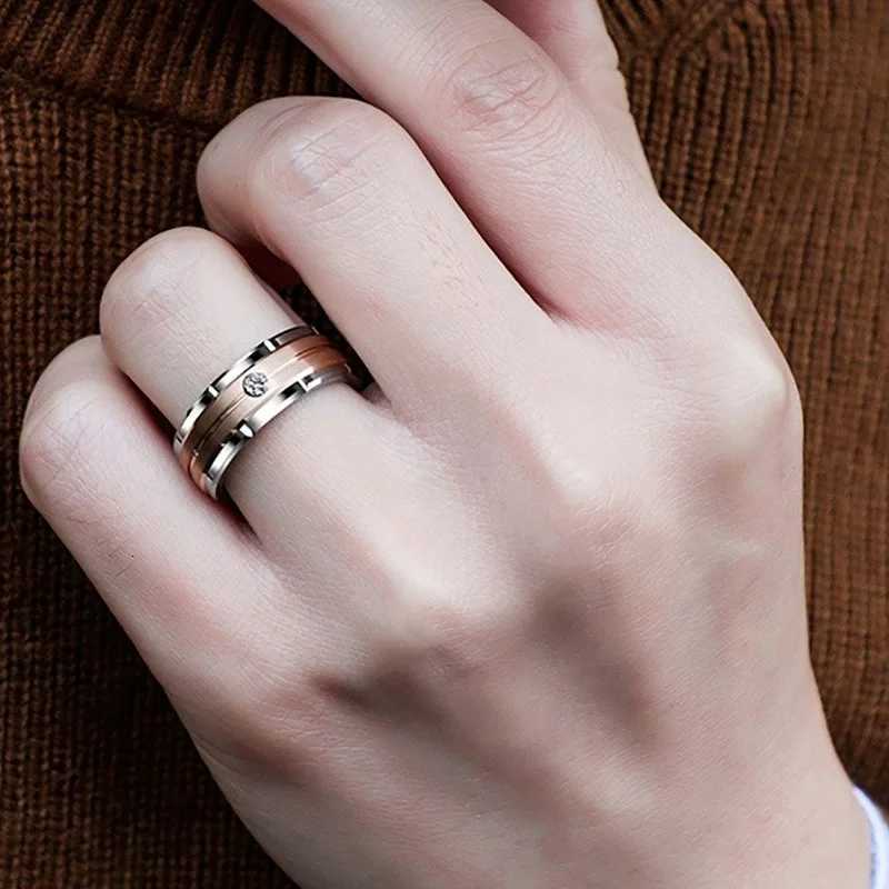 1pcs Luxury Women Ring Metal Hollow Carving Pattern Rose Gold Color Zircon Stones Couple Ring Bridal Engagement Wedding Jewelry W250812