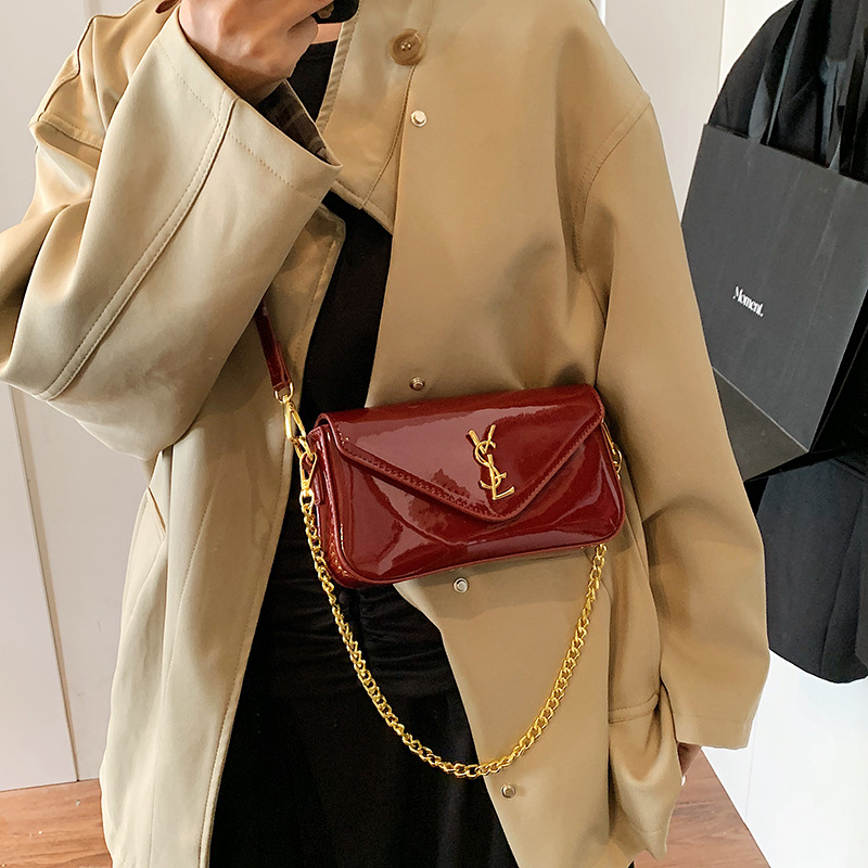 Designer bag free shipping hot Light luxury outdoor flap bag simple and versatile vintage fashion cross body bag