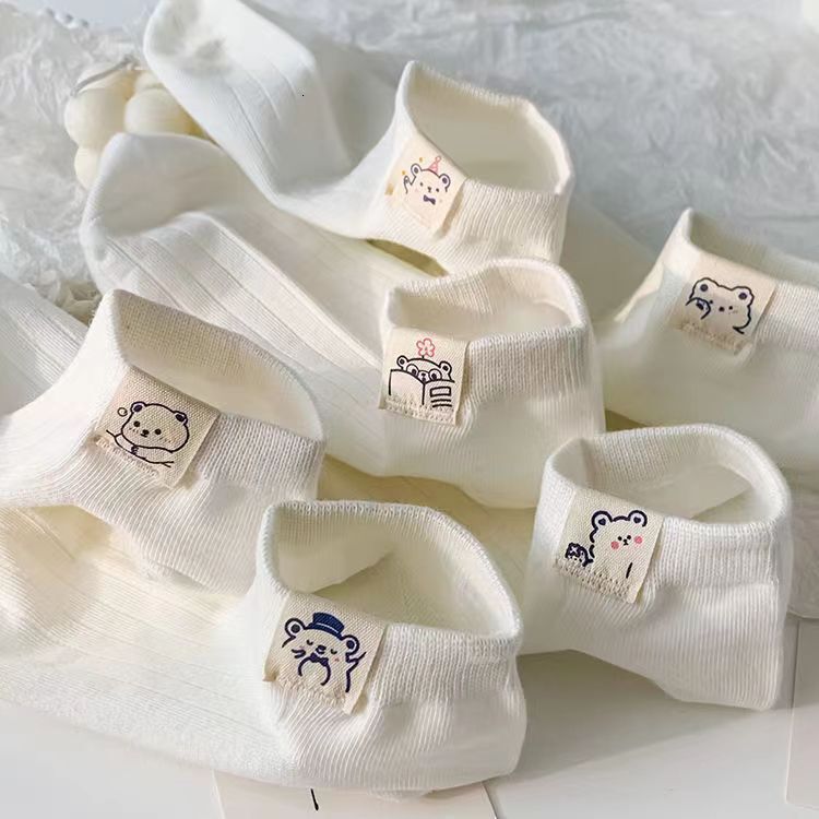 Women with Fabric Label, Thin Pure White Short Internet Celebrity Socks, Cute Low-Cut Boat Socks for Summer